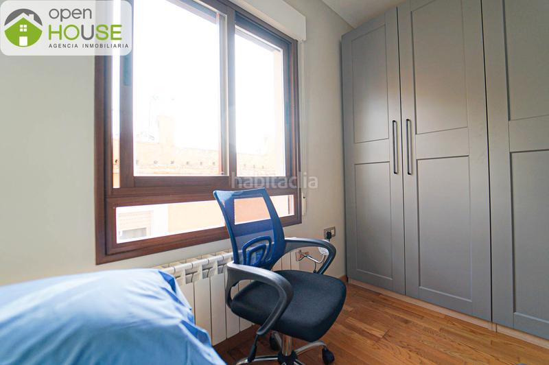 Foto 643ea548-dcb1-4f3e-b568-b72c16a19b66. Piso en calle almeria 2 piso centrico 2 dorm con terraza en Monachil
