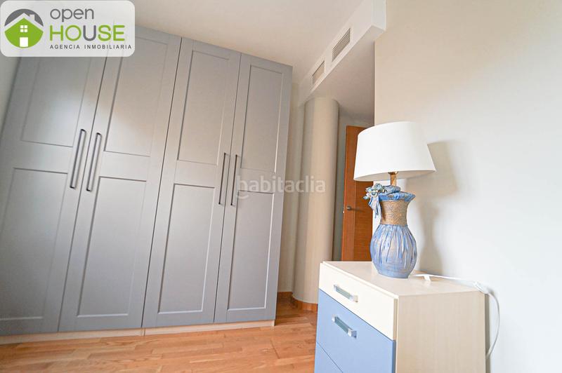 Foto 7b1dcfeb-46e7-440e-a5e4-7c6486ac6063. Piso en calle almeria 2 piso centrico 2 dorm con terraza en Monachil