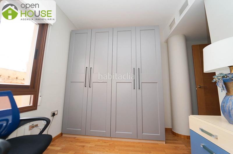 Foto eae3e6a6-5a82-4daf-83ea-596235c47f21. Piso en calle almeria 2 piso centrico 2 dorm con terraza en Monachil