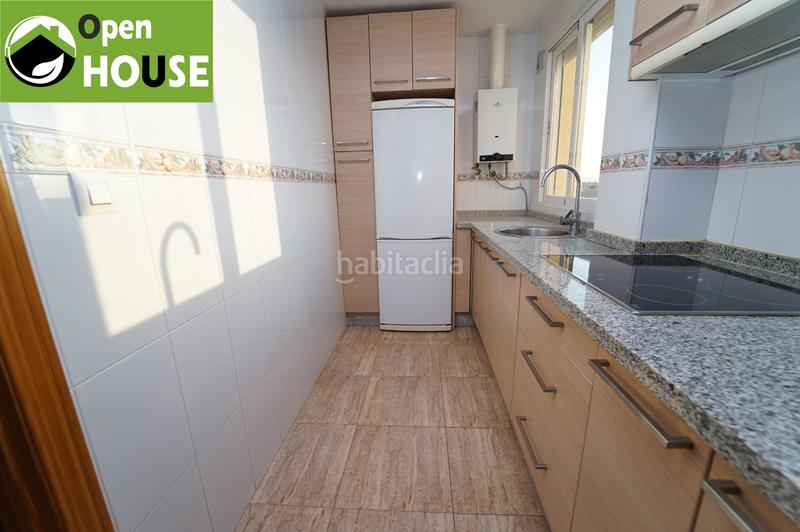 Foto 77e17a9b-9b5e-4065-9224-36ab842778ae. Piso en calle paloma 17 piso 3 dorm todo exterior en Zubia (La)