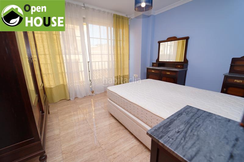 Foto 87b1e100-7ac9-4fde-b192-52236387e5ea. Piso en calle paloma 17 piso 3 dorm todo exterior en Zubia (La)