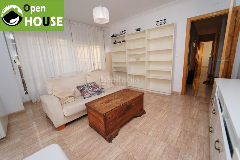 Foto 8993760a-500d-45fd-9183-cda740617ef9. Piso en calle paloma 17 piso 3 dorm todo exterior en Zubia (La)