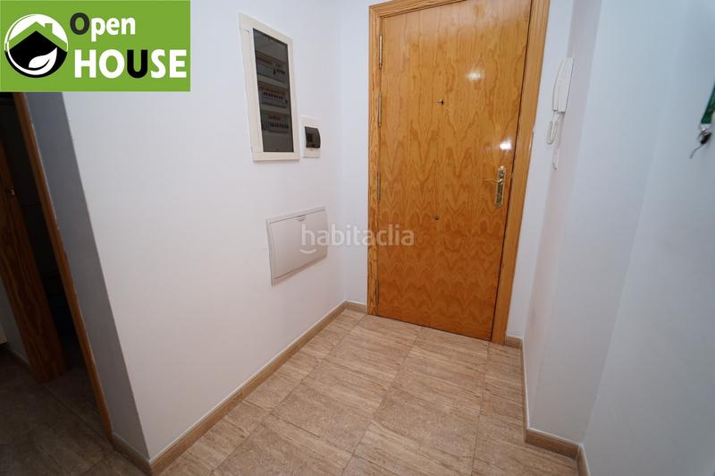 Foto bb765134-f651-4150-913a-1375fcae25bd. Piso en calle paloma 17 piso 3 dorm todo exterior en Zubia (La)