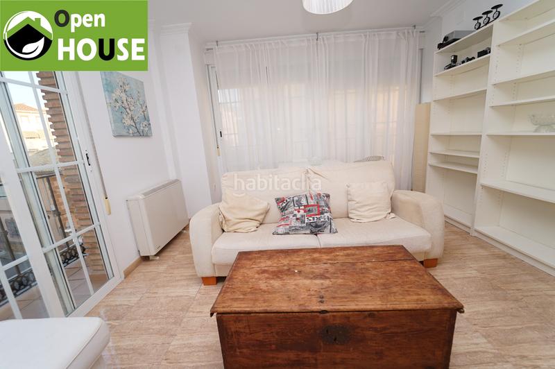 Foto ee6a8c03-c5a3-4692-bc3d-f75959724da7. Piso en calle paloma 17 piso 3 dorm todo exterior en Zubia (La)