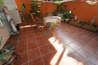 Lloguer Casa a Plaza españa 6. Casa de 4 dormitorios con patio