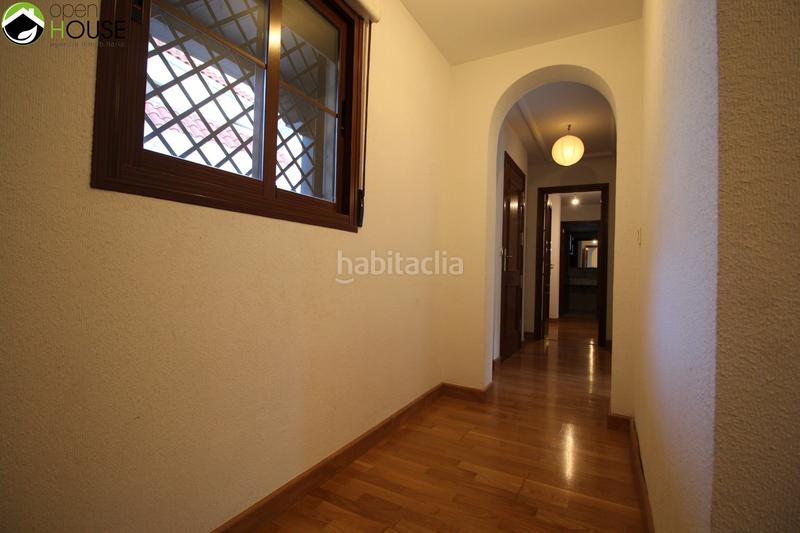 Foto c8fce76e-2daf-4e53-bd52-9ea57b60c4d9. Miete dachwohnung in paseo del río 13 in Monachil pueblo Monachil