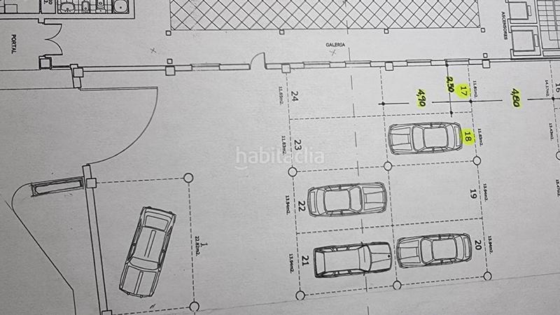 Foto 35c82d1f-1287-4a59-9133-2e8ace669318. Parking coche en calle madrid 77 garaje amplio céntrica en Monachil