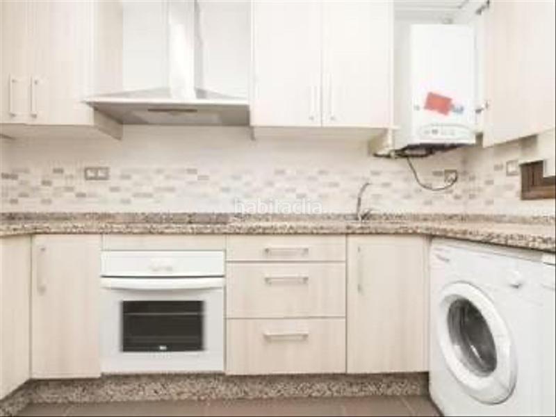 Foto b487c96e-f966-4a07-b638-bc0b1068c759. Etagenwohnung in calle madrid 25 in Barrio de la Vega Monachil