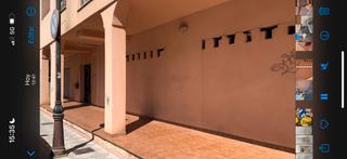 Local Comercial en Calle mara zambrano 2. 2 locales para viviendas