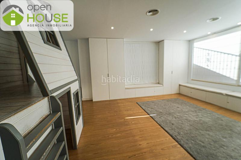 Foto a0a9206a-bb79-4162-b0e2-eaf8b1578709. Local comercial a paseo del violón 25 a Barrio de Zaidín Granada