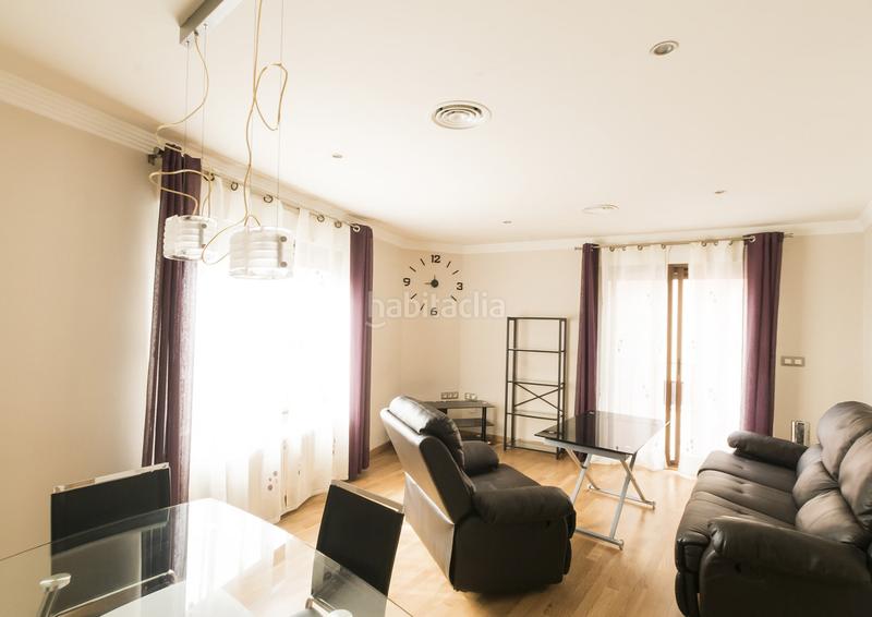 Foto 2fffde47-2262-48bd-8484-65776a4a045c. Appartamento in calle almeria 25 in Barrio de la Vega Monachil