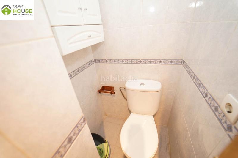 Foto 1b5c9f6d-2552-4af6-8f30-d2582ad82118. Alquiler ático en calle real de cartuja 27 atico 1 dorm terraza en Granada