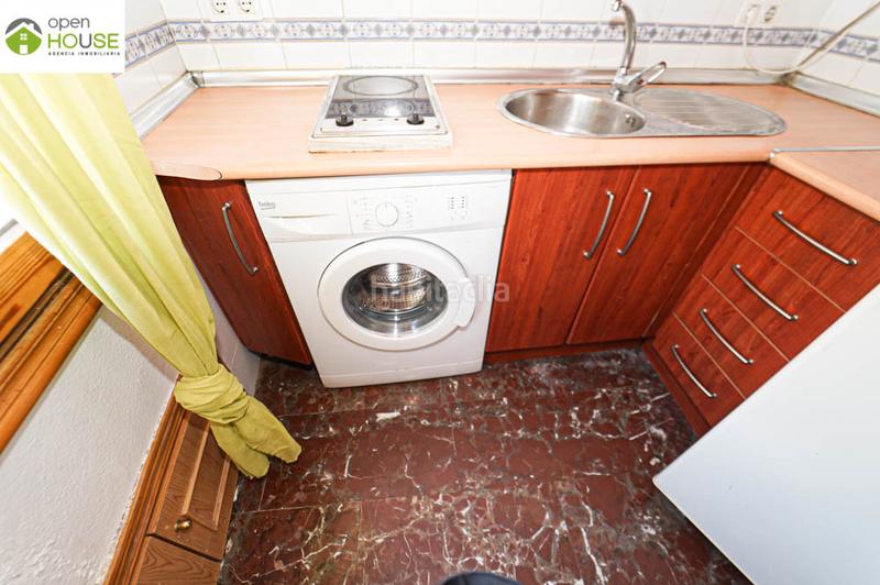 Foto 484c27c3-fd33-4f22-93a2-7dad92359f96. Location attique dans calle real de cartuja 27 dans Granada