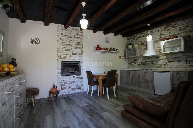 Foto 2f8b0c09-5f04-4ebf-876d-6037be8c774f. Masia a Taha (La)