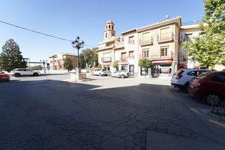 Rent Flat in Calle vereda de la acequia 58. Piso de 2 dorm patio y garaje temporada corta