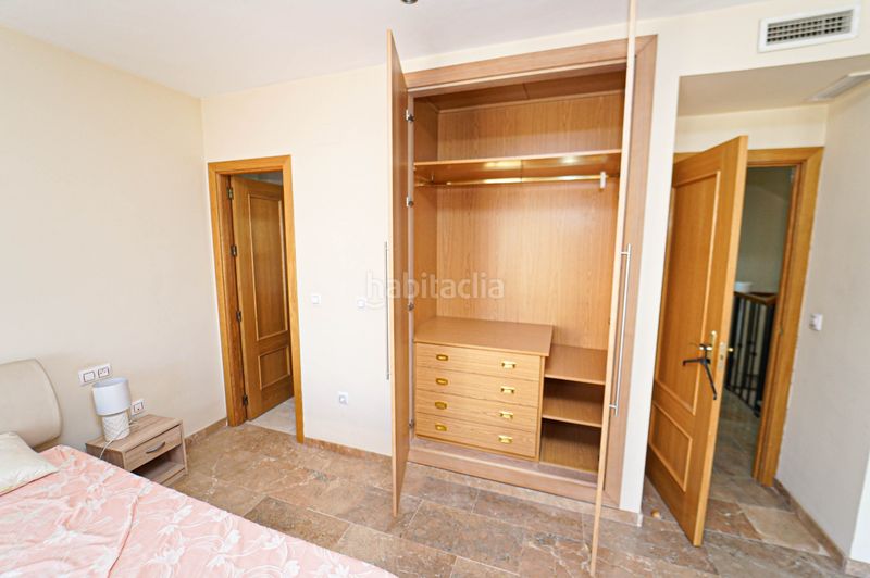 Foto a9b31cd5-728f-4e87-9a8a-dfe053bd1a95. Casa amb xemeneia calefacció aparcament a Cájar