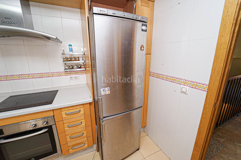 Foto b1b991c0-ca96-435c-8557-48d2abd90535. Casa amb xemeneia calefacció aparcament a Cájar