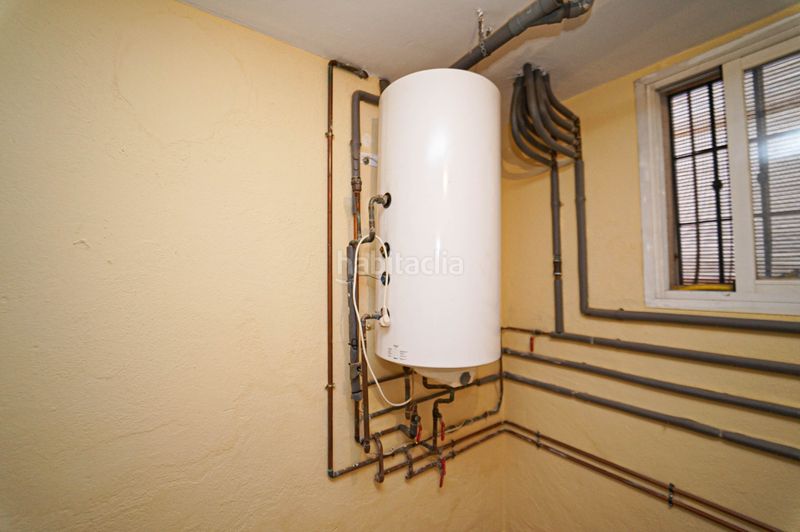 Foto b6d1a441-04a2-4eb5-87b4-d6b42edede80. Casa amb xemeneia calefacció aparcament a Cájar