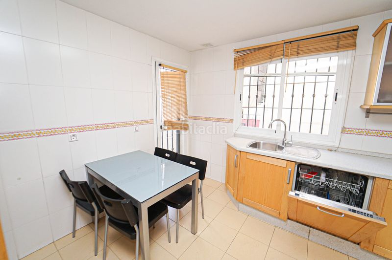 Foto eae089ec-4207-4088-b3fd-eeb8108917a0. Casa amb xemeneia calefacció aparcament a Cájar