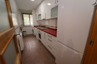 Location Appartement  Paseo del río 11. Piso de 2 habitaciones amueblado