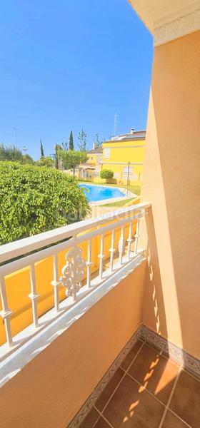 Foto d137652f-7264-4563-bf54-f2e0b378c303. Casa adosada en El Tomillar Torre del Mar