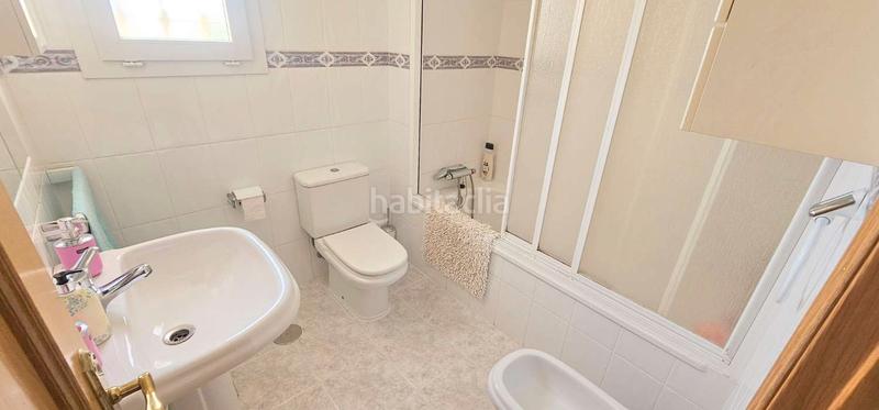 Foto b550ae06-3209-4457-8c91-2447e5d91ded. Casa adossada amb aparcament piscina a El Tomillar Torre del Mar