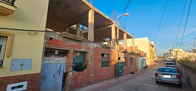 Foto f4f94e94-6c70-4f39-8030-42753ae46e53. Casa adossada a Almayate Bajo