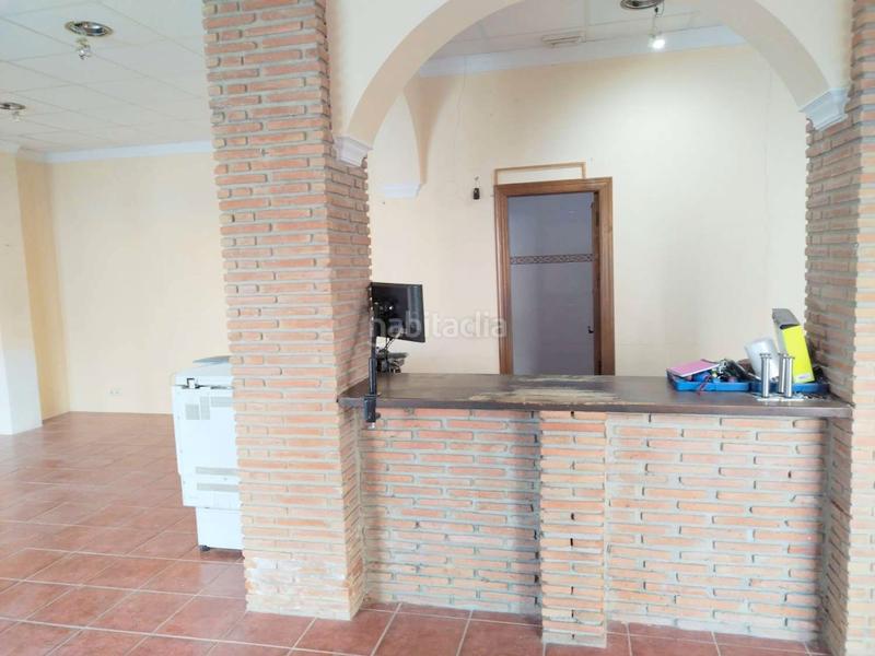Foto f91485a5-63b2-40dd-bc9d-b08450e66317. Local comercial en Poniente-Faro Torre del Mar