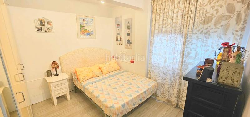 Foto f885f24e-32b2-4d9e-8228-f0a1e341536e. Pis a Paseo Marítimo de Levante Torre del Mar