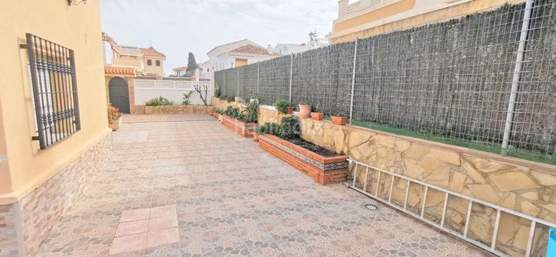 Foto 2f044b54-5760-4a7f-a025-953ecc63eb03. Chalet con parcheggio piscina in El Tomillar Torre del Mar