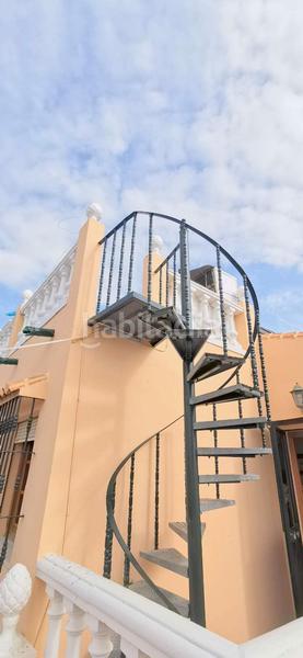 Foto 4baa6cd5-efb4-41db-af06-f14d833a85de. Chalet con parcheggio piscina in El Tomillar Torre del Mar