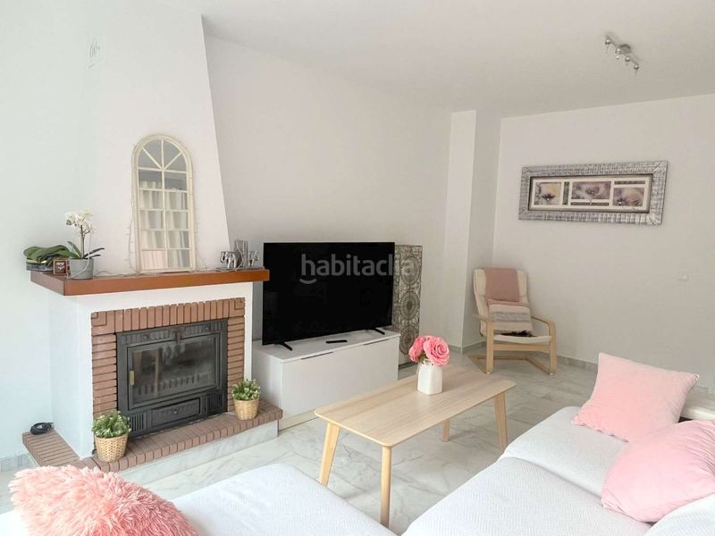 Foto 78823254-cd62-4511-8528-815afd4b585c. Maison jumelée avec parking piscine dans Poniente-Faro Torre del Mar