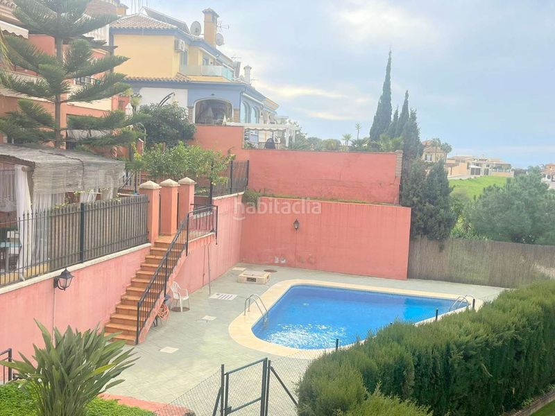 Foto ae349ecf-108b-4f48-8459-df79fe417162. Maison jumelée avec parking piscine dans Poniente-Faro Torre del Mar
