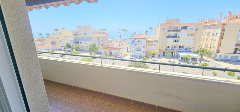 Foto 3c09cc5c-ea16-48a2-8557-0252a6979f6e. Apartament amb piscina a Algarrobo Costa