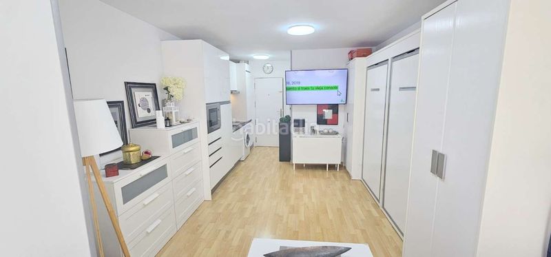 Foto 68020a10-b24a-4760-8595-51b18465037f. Estudi amb calefacció a Centro Torre del Mar