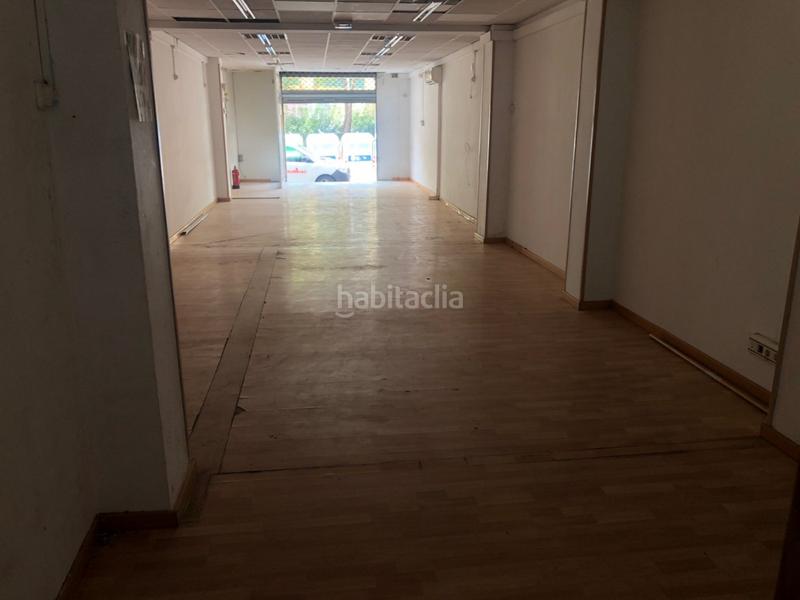 Foto d15f3aad-d52a-467c-97a7-54de135ff490. Locale commerciale in Marianao Sant Boi de Llobregat