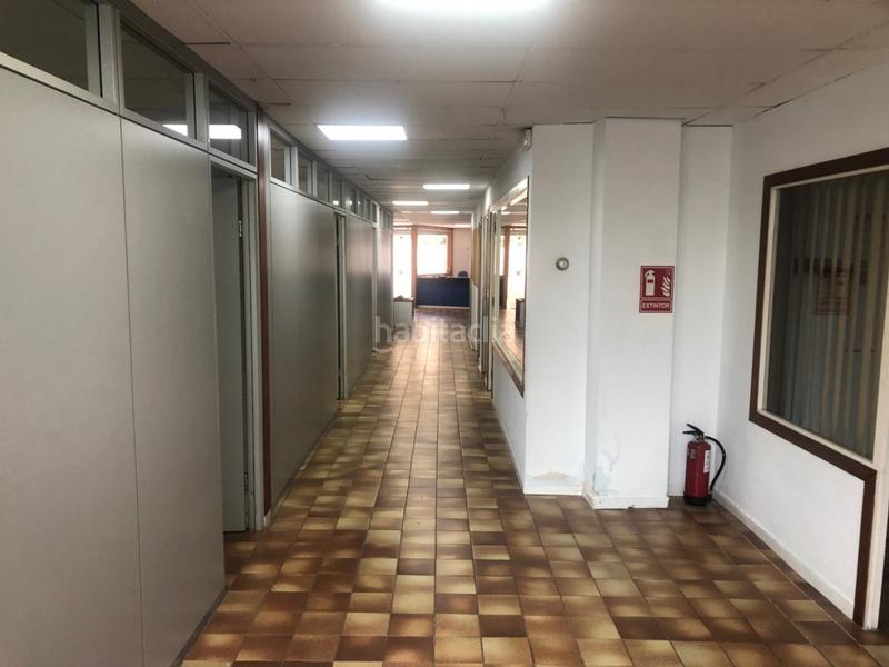 Foto 8aebdeaf-a794-4b35-8641-b2cd4bad84d2. Miete geschäftsraum mit heizung in Centre Sant Boi de Llobregat