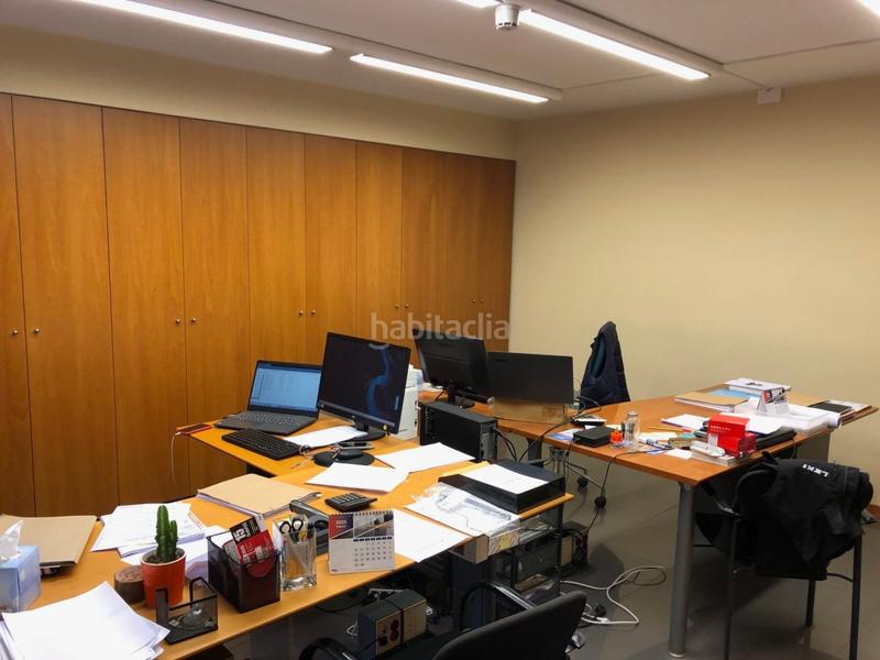 Foto 1103b603-2f41-4210-93be-f7cbe622ff54. Alquiler local comercial local de 140m2 muy centrico. en Sant Boi de Llobregat