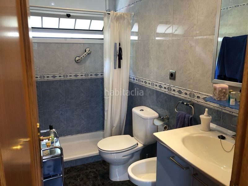 Foto a3d571dc-9c2f-4548-9ec7-7d2bbcc2f3eb. Chalet  con amplio garaje en Abrera