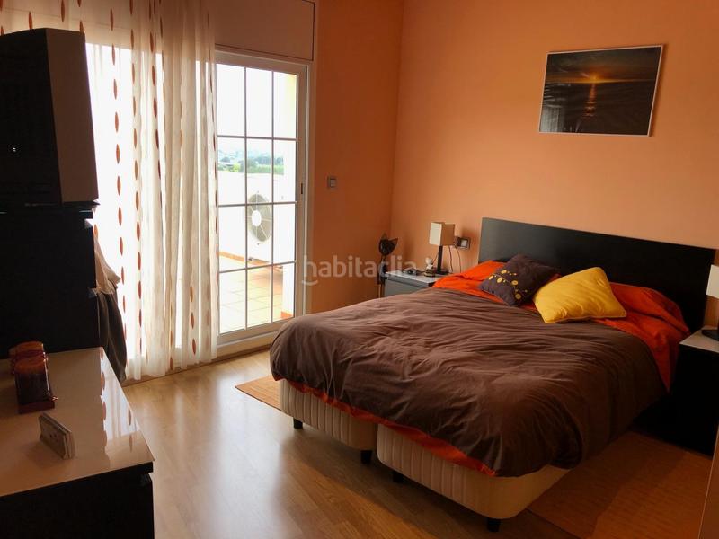 Foto a5c4cc43-782f-4057-ae79-023e54b7e34c. Chalet avec chauffage dans Abrera