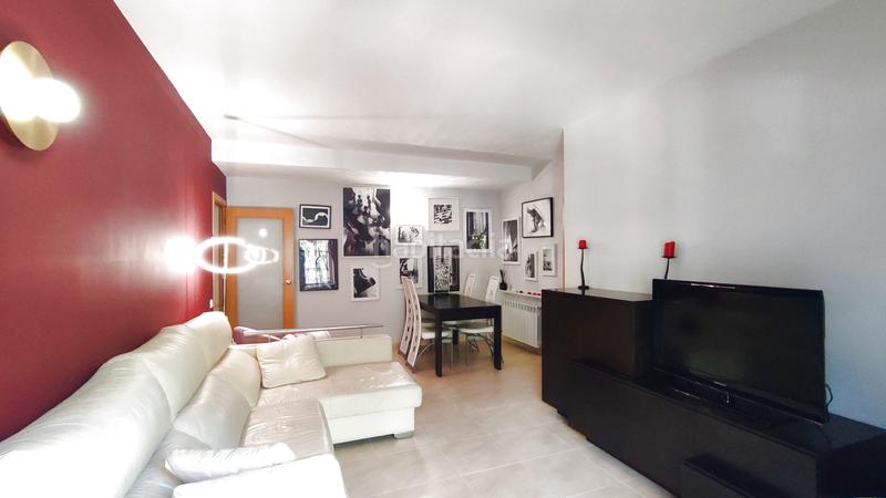 Foto 2f5d9138-d227-40bf-9a0f-6cfb171e6aea. Flat with heating parking in bases de Manresa - carretera de santpedor Manresa