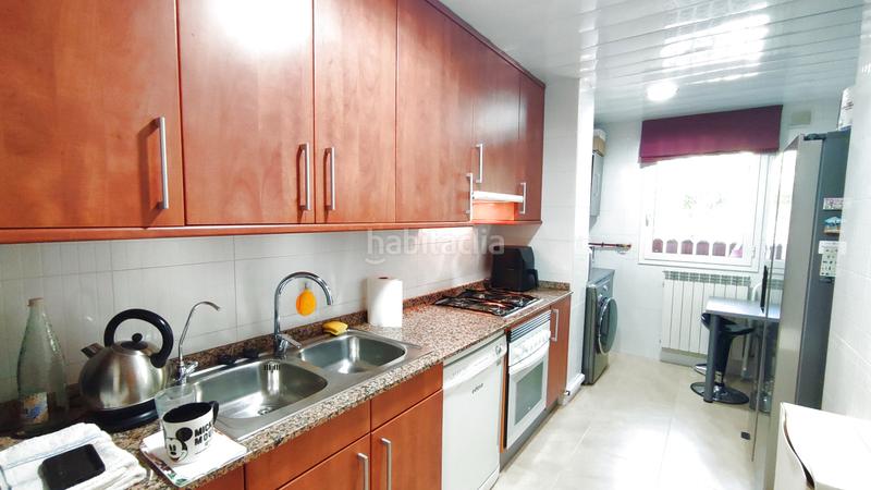 Foto c6c1a594-a92c-4451-983d-9301f47b50b8. Flat with heating parking in bases de Manresa - carretera de santpedor Manresa