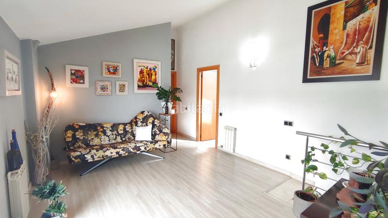 Foto b4a51d31-9773-479d-a81e-263aae800cf4. Dúplex amb calefacció aparcament a Poble Nou Manresa