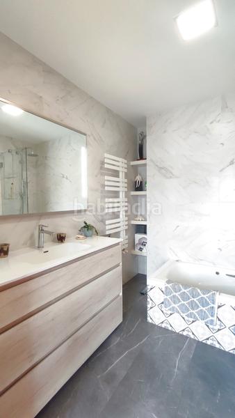 Foto e769c521-8d57-48be-80cc-0b60ece5ac7d. Dúplex amb calefacció aparcament a Poble Nou Manresa