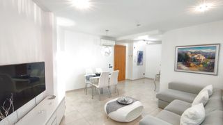 Apartament a Pla�a Catalunya. Un piso muy acogedor!!!