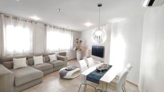 Apartament a Plaça Catalunya. Un piso muy acogedor!!!