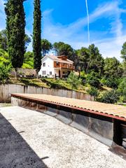 Chalet en Castellfollit del Boix. Una casa increible!!!