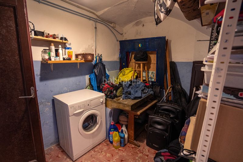 Foto ce6c29d0-2758-4aea-8d35-ce109b02adc1. Casa adossada a Mura