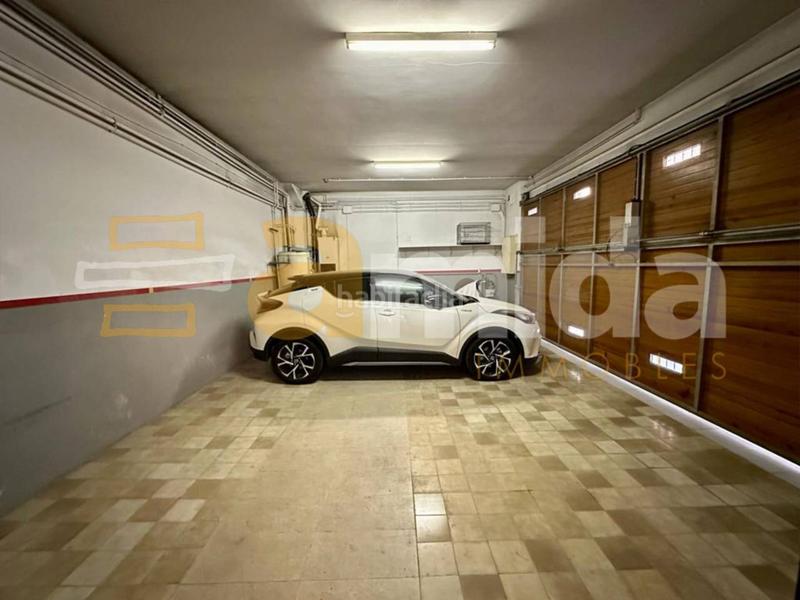 Foto 41b9280d-9040-4512-bc92-48493777236a. Maison avec chauffage parking piscine dans Centre Sabadell