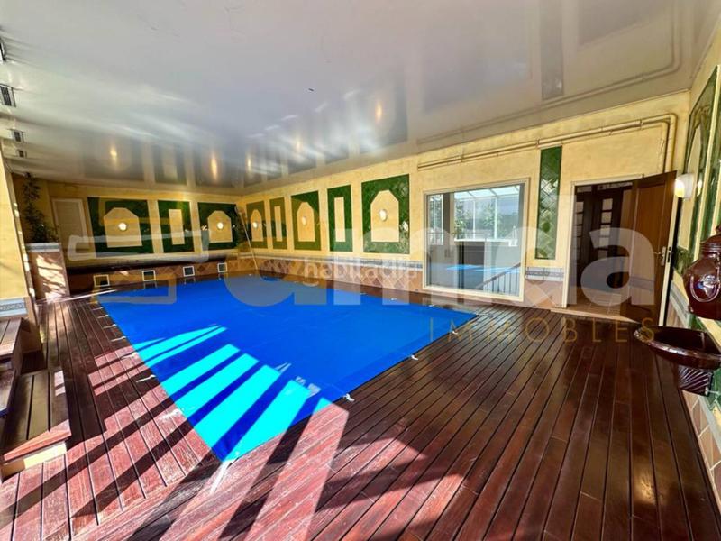 Foto 4d5e142a-86a0-41e7-bfe6-f5bbc0994601. Maison avec chauffage parking piscine dans Centre Sabadell